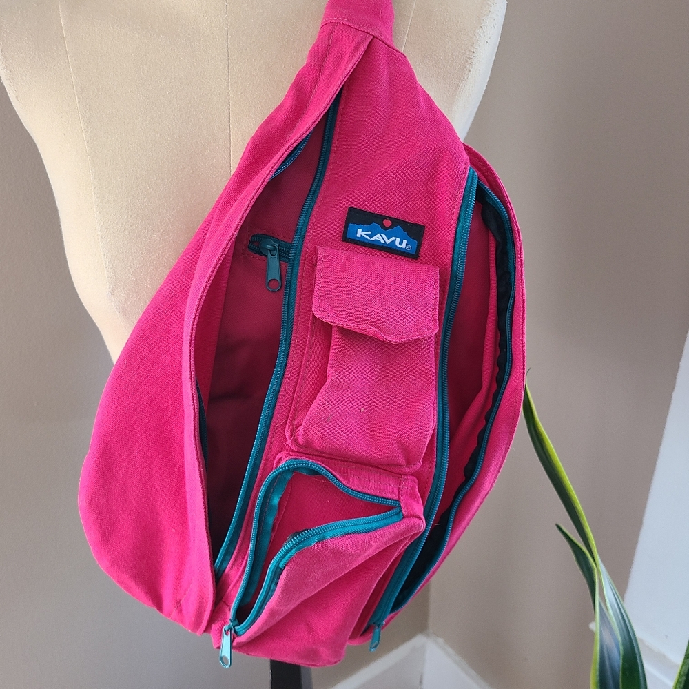 KAVU Pink and turquoise Sling Bag - Picture 4 of 9